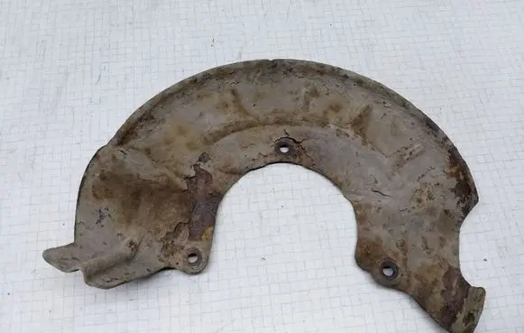 Seat Ibiza III (6L) Front brake disc dust cover plate 