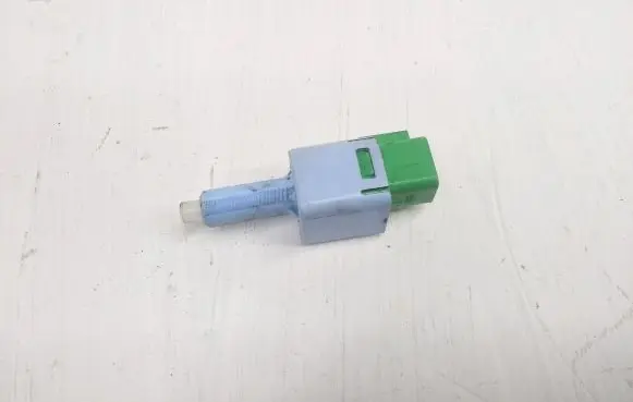 Mitsubishi Outlander Brake pedal sensor switch