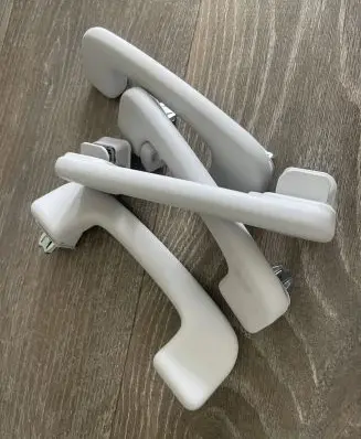 Ford Kuga III A set of handles for the ceiling HB2ZA