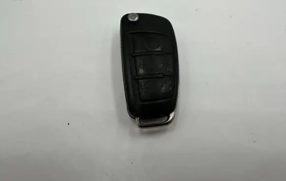 Audi A6 S6 C6 4F Ignition key/card 4F0837220D 60678C 14010104