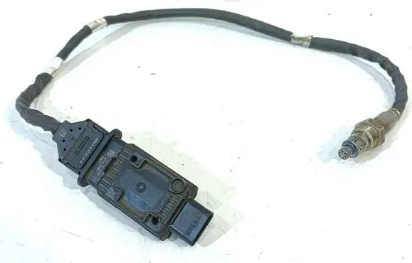 Volkswagen Transporter - Caravelle T6 Lambda probe sensor 05L907807Q B210277033