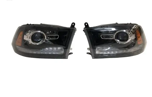 Dodge RAM Headlights/headlamps set Replacement Taiwan 68093221AB