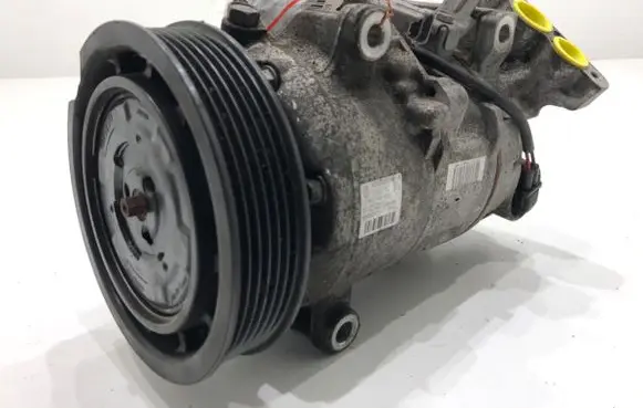 Renault Scenic III - Grand scenic III Air conditioning (A/C) compressor (pump) 8200939386