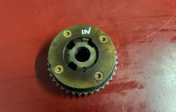 Camshaft pulley/ VANOS