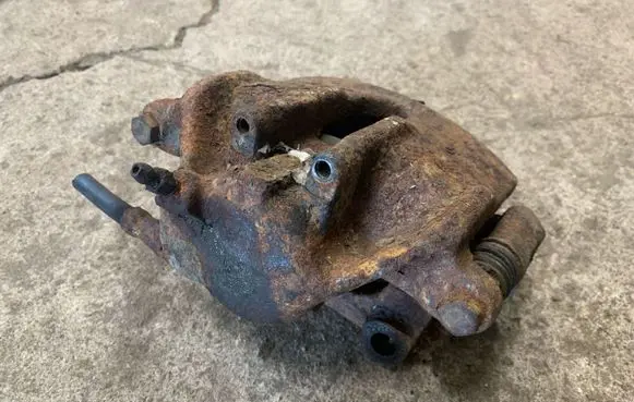 Front brake caliper