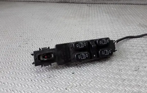 Mercedes-Benz S W220 Electric window control switch 2208201010