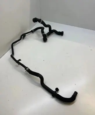 Audi A4 S4 B9 Engine coolant pipe/hose 8W0122293B