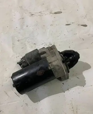 BMW 5 E39 Starter motor 1740374 0001108055