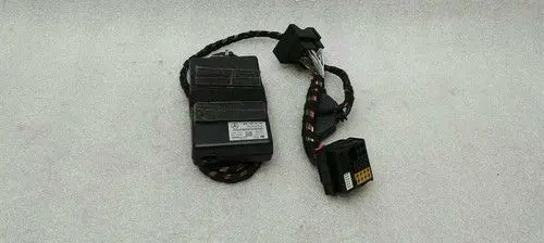 Mercedes-Benz ML W164 Suspension control unit/module B67824252