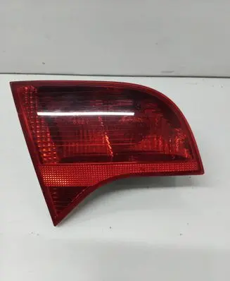 Audi A4 S4 B7 8E 8H Tailgate rear/tail lights 8E9945093 484501 L749001