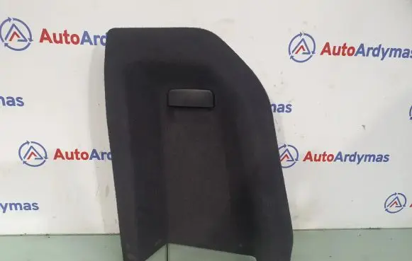 Trunk/boot lower side trim panel