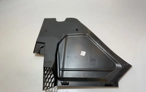 BMW 3 G20 G21 Wiper trim 7427849 11252010