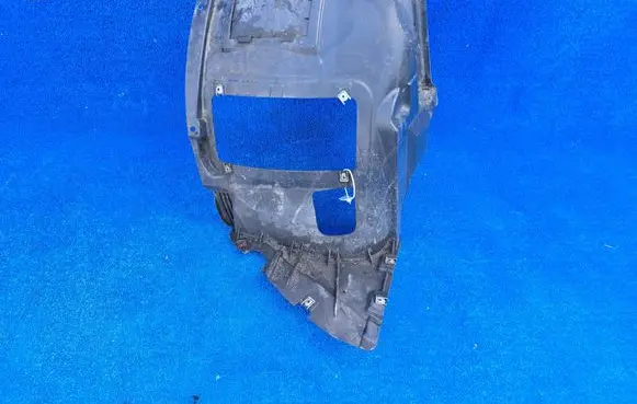 BMW 1 E82 E88 Front wheel arch liner splash guards 7194459