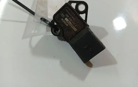 Volkswagen PASSAT B5.5 Air pressure sensor 170601T1548F