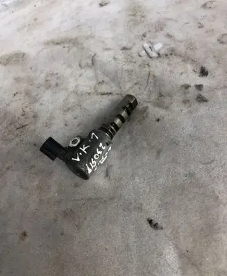 Lexus IS 220D-250-350 Camshaft vanos timing valve 1534031020