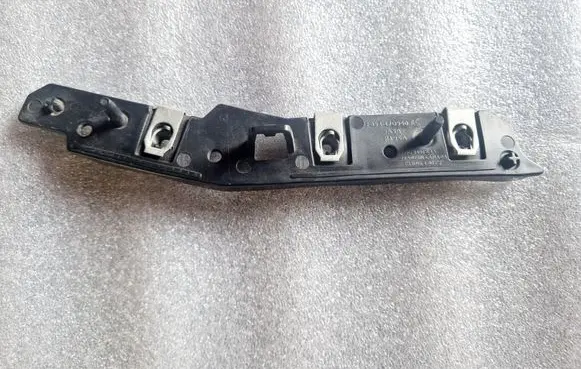 Ford Explorer V Fender mounting bracket FB5317D940AC