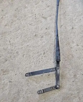 Mercedes-Benz GL X164 Front wiper blade arm A1648200640 1648200640