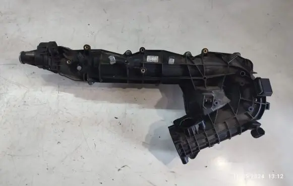 BMW 5 GT F07 Intake manifold 7800088