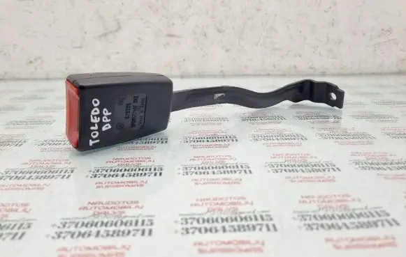 Seat Toledo III (5P) Front seatbelt buckle 5P0857756E