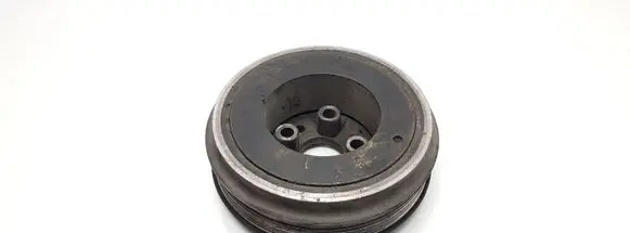 Volkswagen Golf IV Crankshaft pulley 038105243