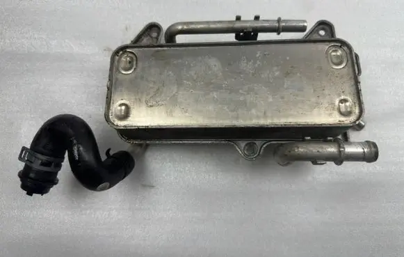 Audi Q7 4M Transmission/gearbox oil cooler 4M0317021G 4M0317021