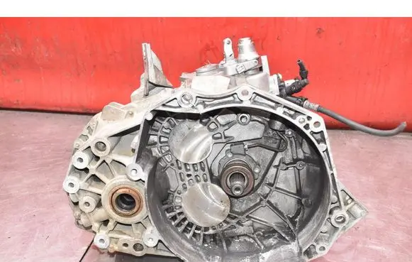 Opel Zafira C Manual 6 speed gearbox
