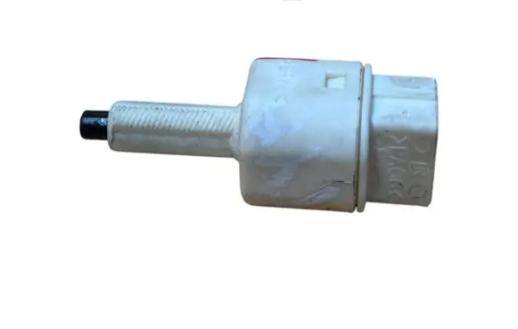 Toyota Yaris Brake pedal sensor switch 8434009020 2702Q62