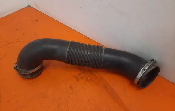 Opel Signum Intake resonator 9231937