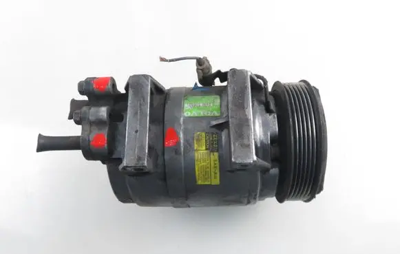 Volvo S80 Air conditioning (A/C) compressor (pump) P8684287