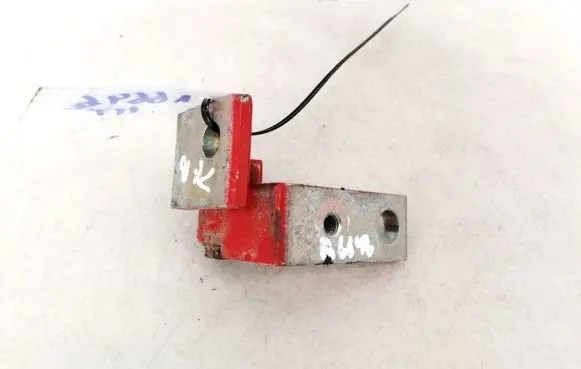 Fiat Panda II Rear door lower hinge