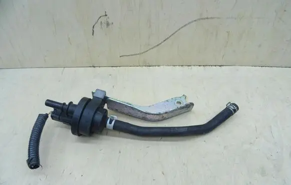 Nissan Qashqai Turbo solenoid valve