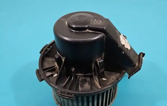 Heater fan/blower