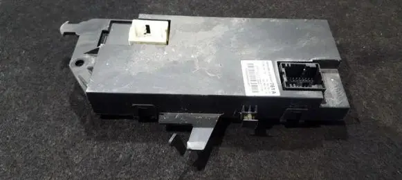 Renault Espace - Grand espace IV Comfort/convenience module 28040328a 28040328-a