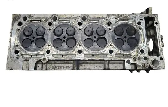 Mercedes-Benz Sprinter W906 Engine head A6460101420 646986 646985