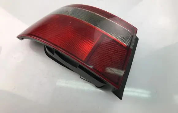 Honda Accord Tailgate rear/tail lights 23623301