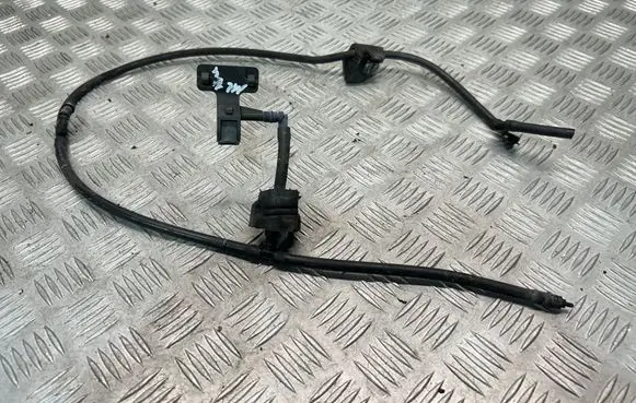 Windshield washer spray nozzle