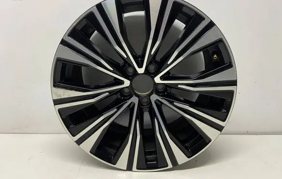 Volvo V60 R18 alloy rim 32271988