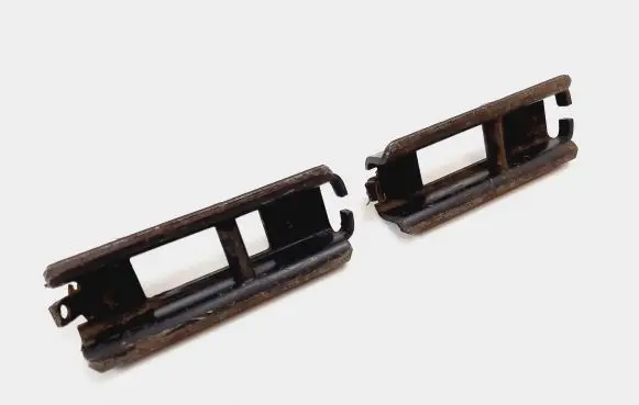 Volkswagen Transporter - Caravelle T5 Rear seat guide rail 7H0889873