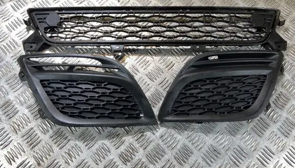 Volvo XC60 Front bumper lower grill 31290658 31290657 30763423