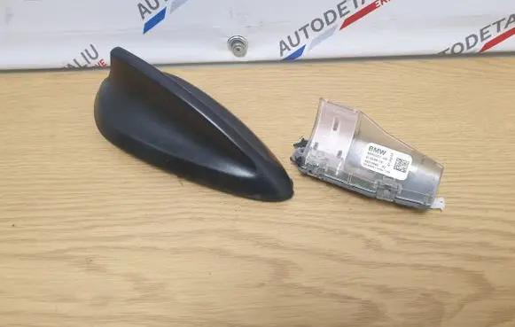 BMW 2 F22 F23 Aerial GPS antenna 9350087