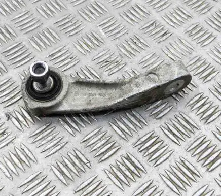 Mercedes-Benz C W205 Front anti-roll bar/stabilizer link A2053230817