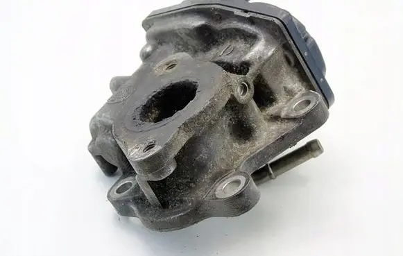 Renault Master III EGR valve 8201353607
