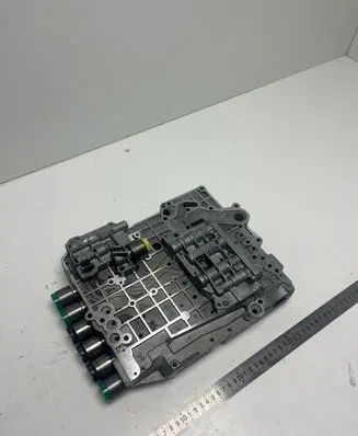 Audi A8 S8 D2 4D Transmission gearbox valve body 1060427098