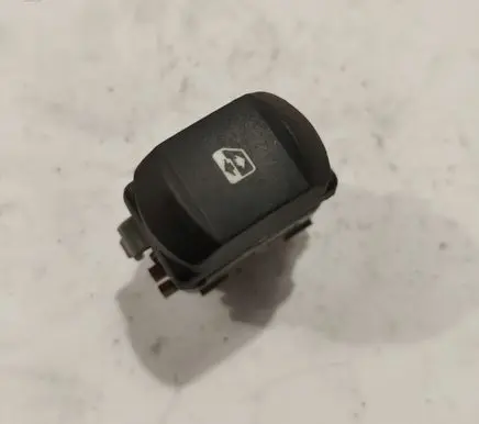 Renault Laguna II Electric window control switch 352608A