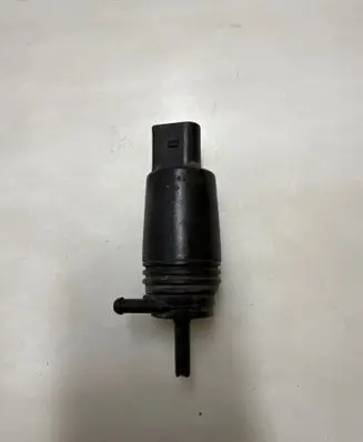 BMW 3 E46 Windscreen/windshield washer pump 8377612