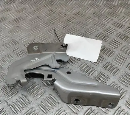 Mitsubishi Lancer Engine bonnet/hood hinges 5905A089