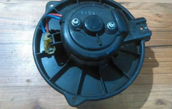 Mitsubishi Space Star Heater fan/blower 0130111191 mf016070-0260