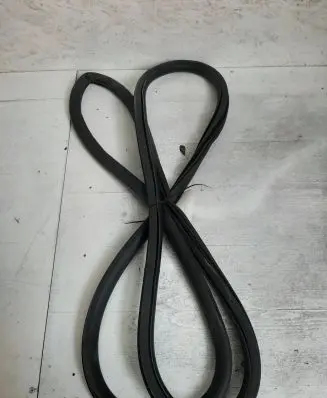 Opel Mokka Front door rubber seal