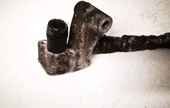 Opel Omega B2 Engine coolant pipe/hose 90573652