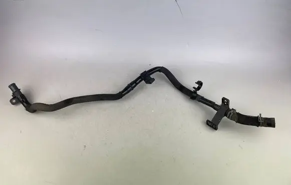 Audi e-tron Electric car engine cooling hoses/pipes 4KE145053AB